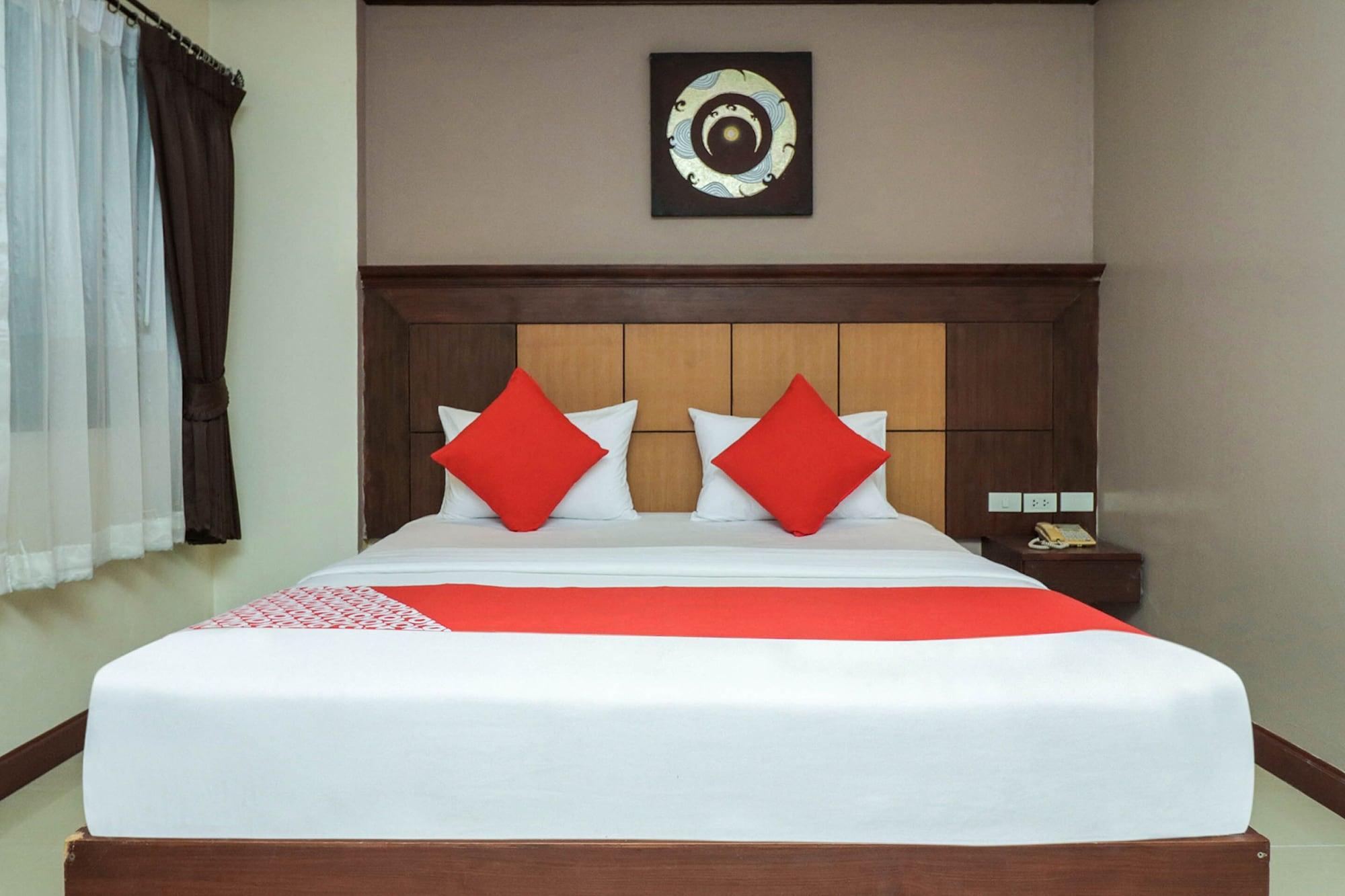 Natural Beach Hotel Паттайя Экстерьер фото